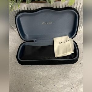 GUCCI Black SUNGLASS CASE